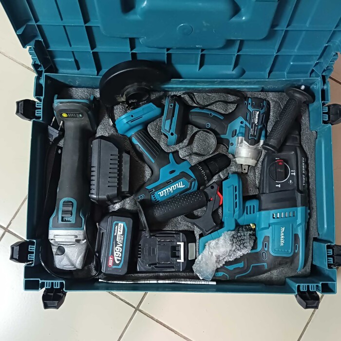 Набор инструментов (большой) Makita 4в1