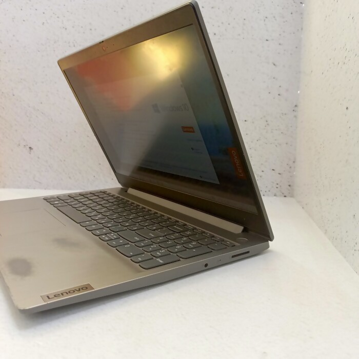 Ноутбук Lenovo ideapad 3 15IIL05