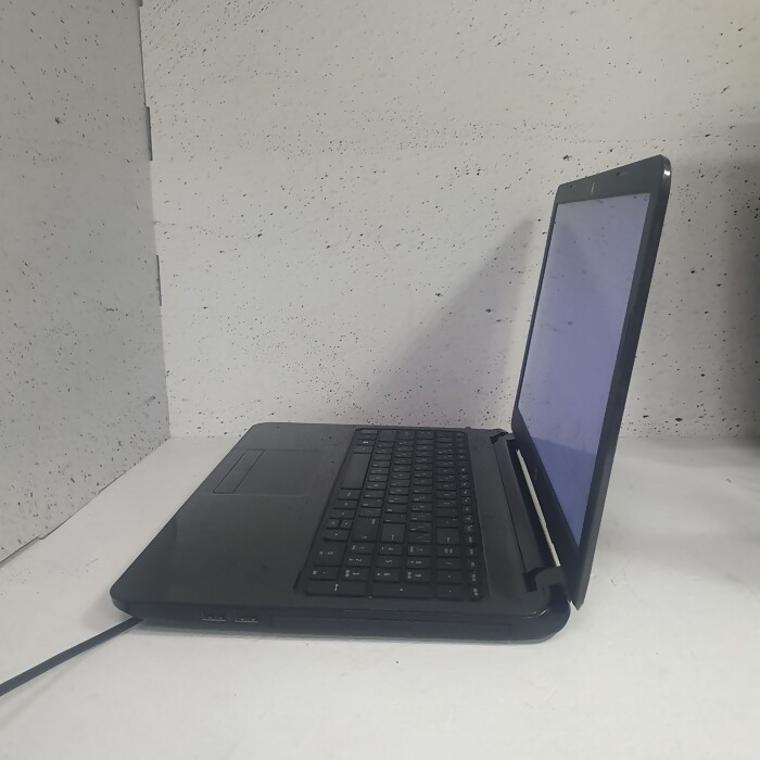 Ноутбук HP 15-n064sr