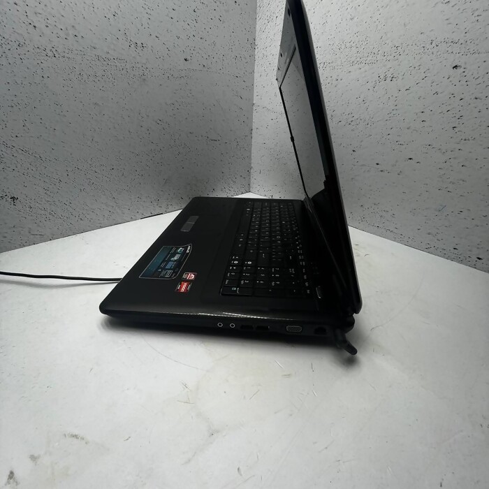 Ноутбук Asus F552C