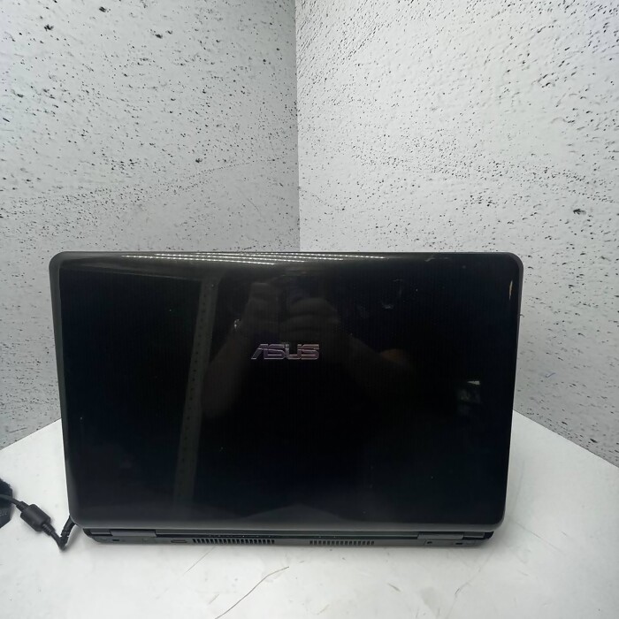 Ноутбук Asus F552C