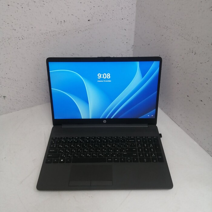 Ноутбук HP 255 G8