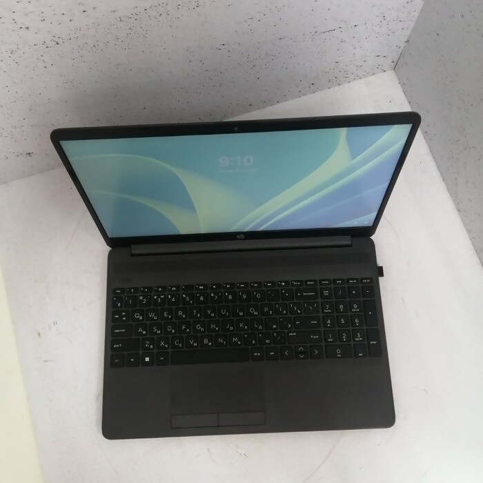 Ноутбук HP 255 G8