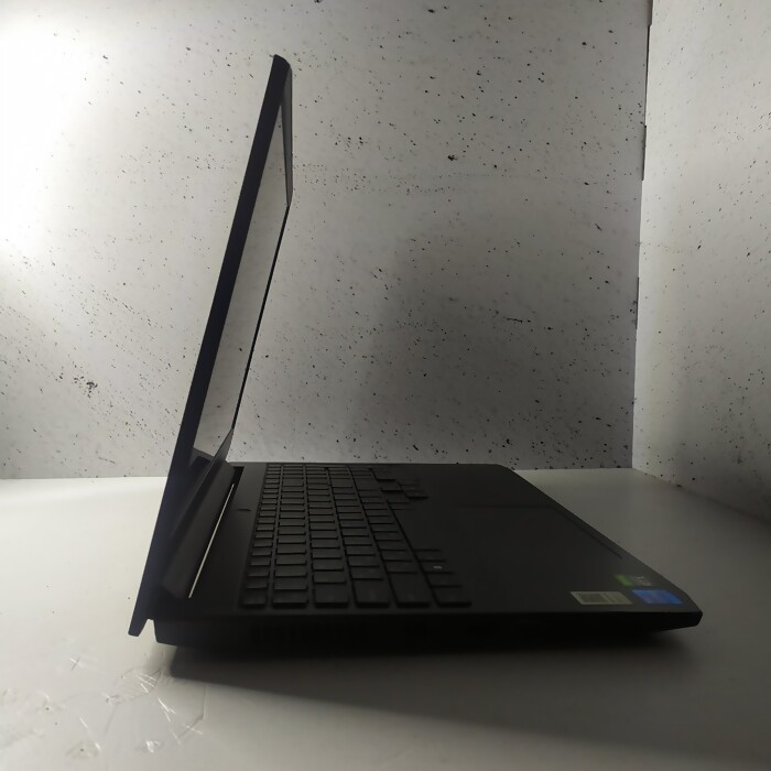 Ноутбук Lenovo Gaming 3 15IHU6