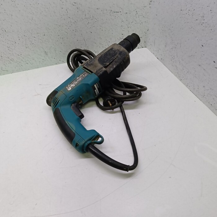 Перфоратор Makita HR2450