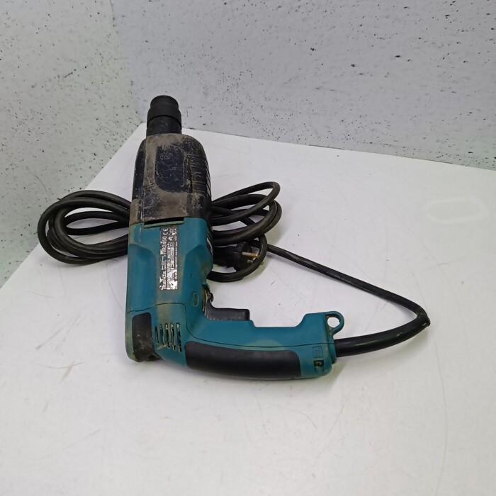 Перфоратор Makita HR2450