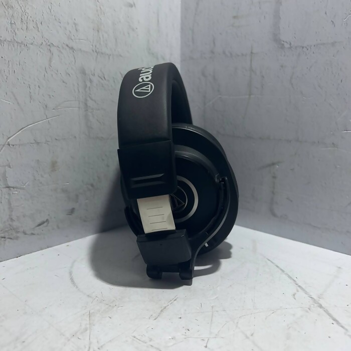 Наушники Audio-Technica ATH-M40x