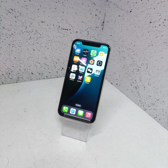Смартфон Apple iPhone 11 4/128 Белый