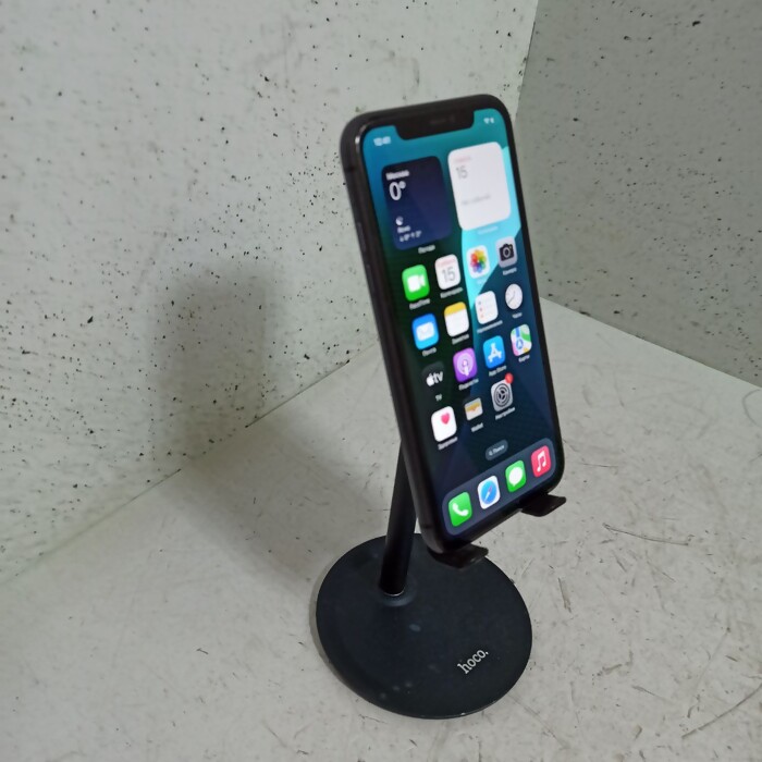 Смартфон Apple iPhone 11 4/64 Черный
