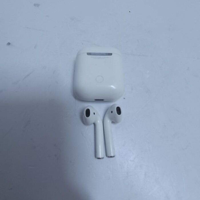 Беспроводные наушники Apple AirPods