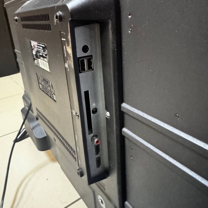 Телевизор hi 40F152MS