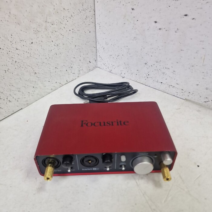 Звуковая карта Focusrite Scarlett 2-in