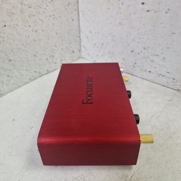 Звуковая карта Focusrite Scarlett 2-in