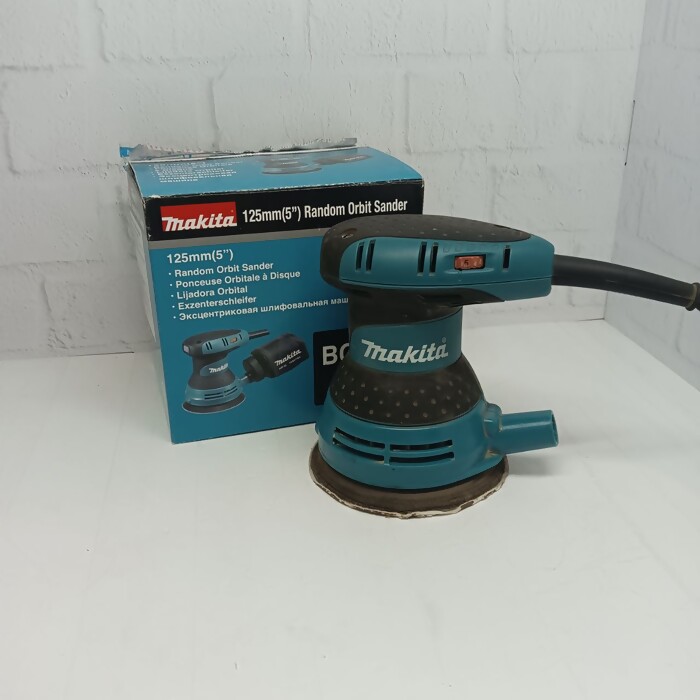 Шлифмашина Makita BO5031