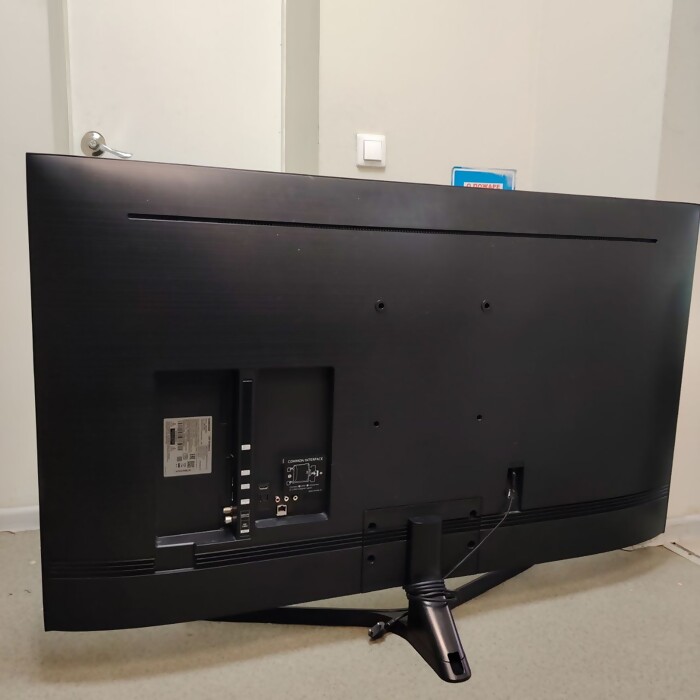 SMART-TV Телевизор Samsung UE55TU8500U