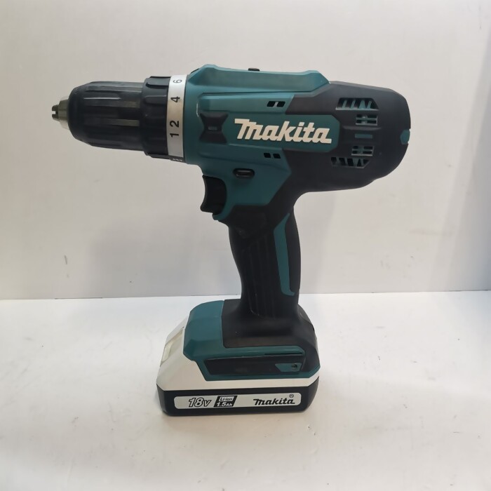 Шуруповерт Makita DF488D002