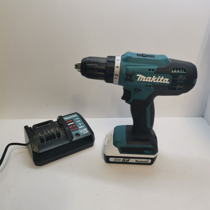 Шуруповерт Makita DF488D002
