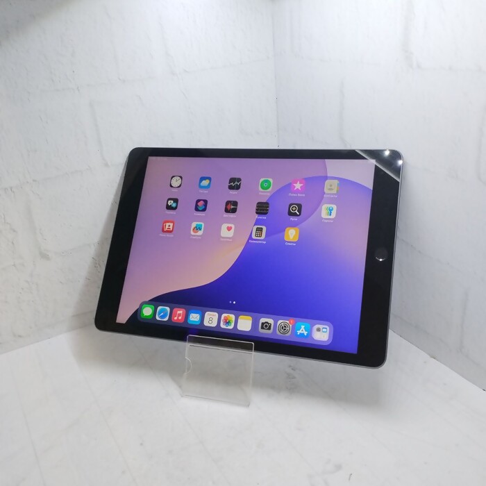 Планшет Apple (9-го поколения) (2021) 3/64 Серебряный