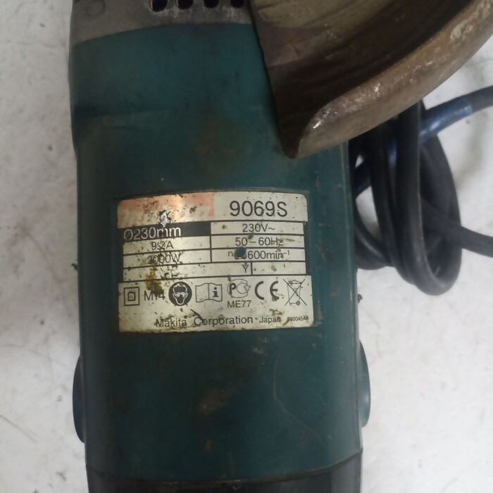 Болгарка Makita 9069S
