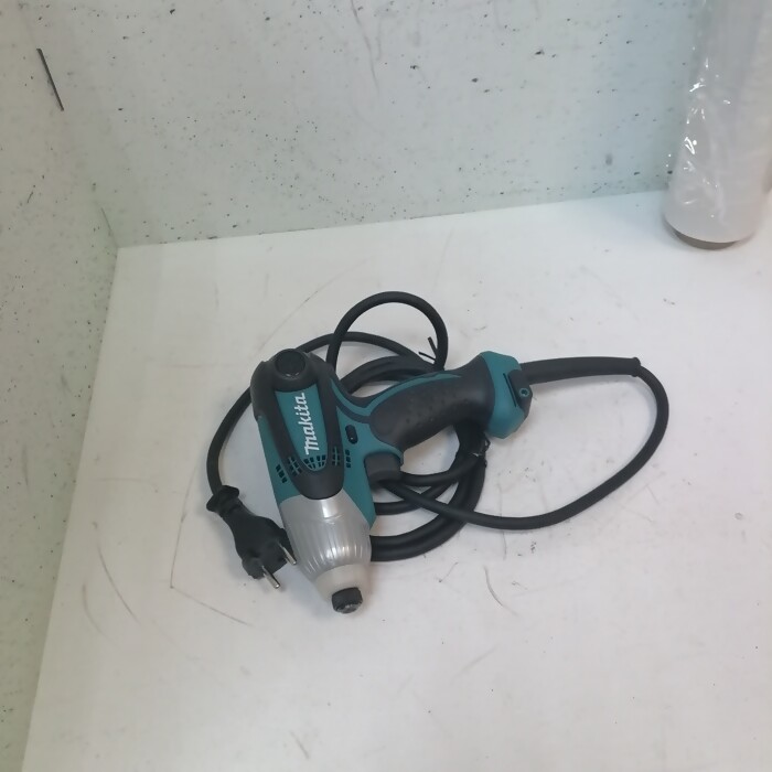 Шуруповерт Makita TD0101