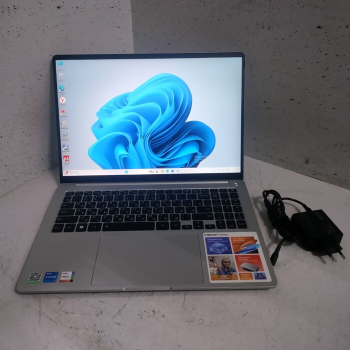 Ноутбук Infinix Inbook Y3 Max