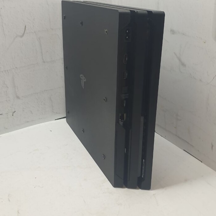 Игровая приставка Sony PlayStation 4 Pro 1TB