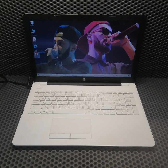 Ноутбук HP 15-rb067ur