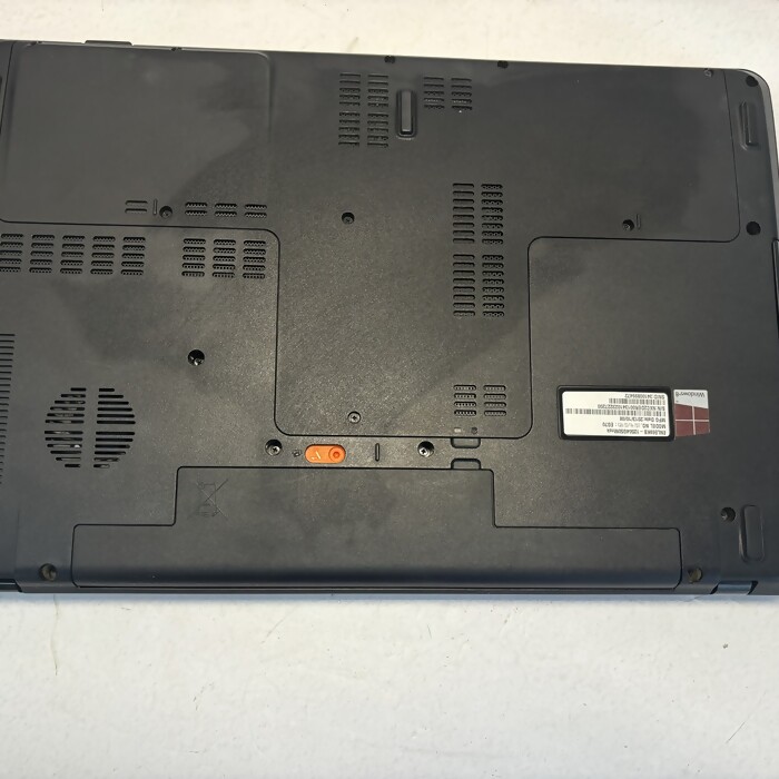 Ноутбук Packard Bell EasyNote ENTE69KB-12502G50Mnsk