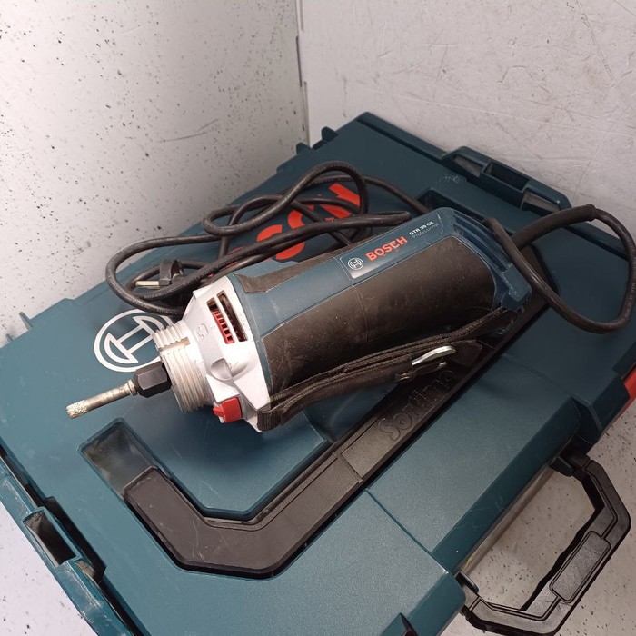 Фрезер Bosch GTR 30 CE