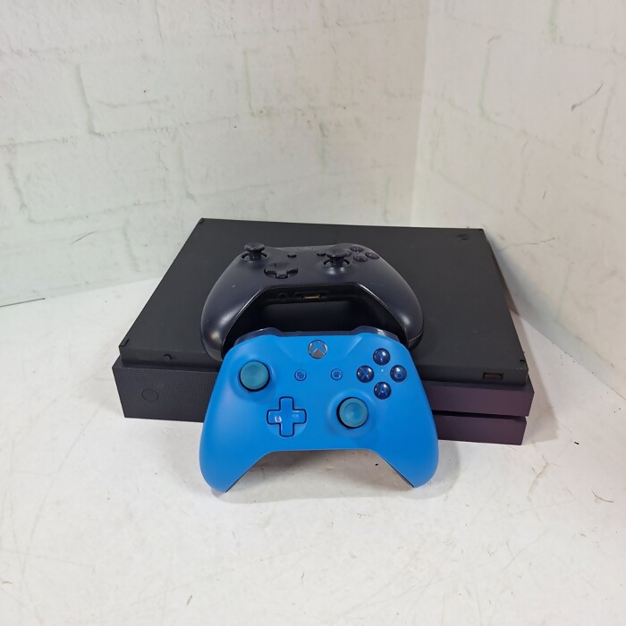 Игровая приставка Microsoft Xbox One S 1 ТБ