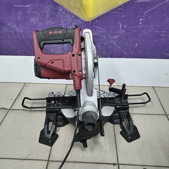 Торцовочная пила RedVerg RD-MS255-1400