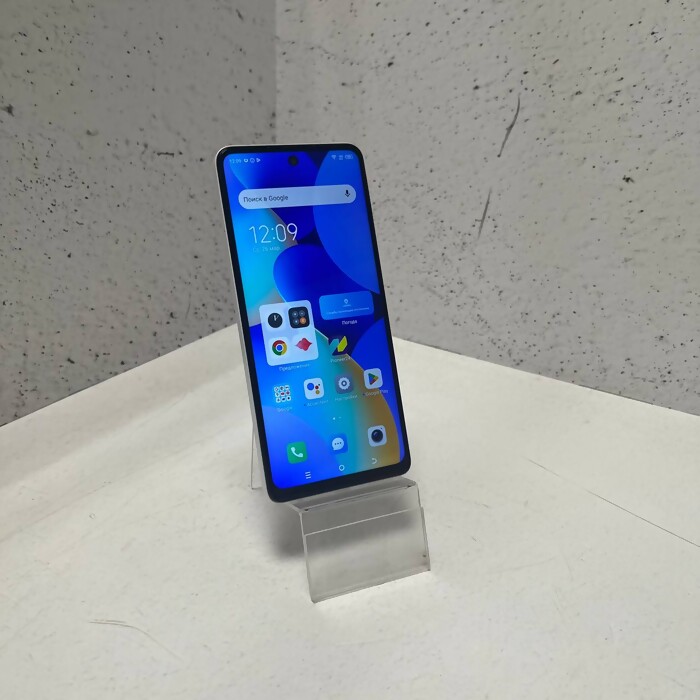 Смартфон Tecno Spark 10 Pro 8/128 Белый