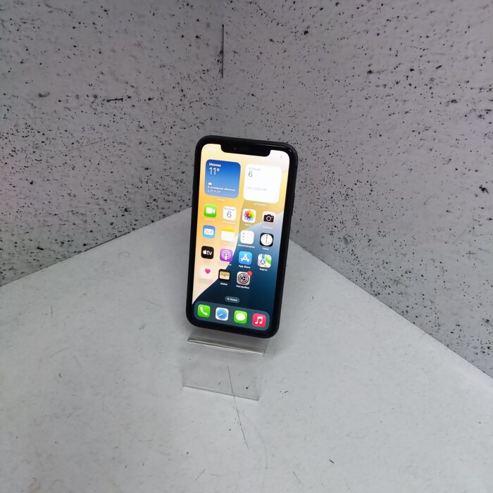 Смартфон Apple iPhone 11 4/64 Черный
