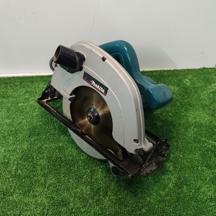 Циркулярная пила Makita 5704R