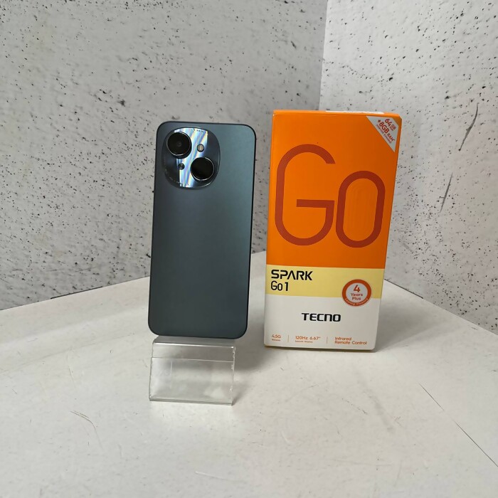 Смартфон Tecno Spark GO 1 4/64 Черный