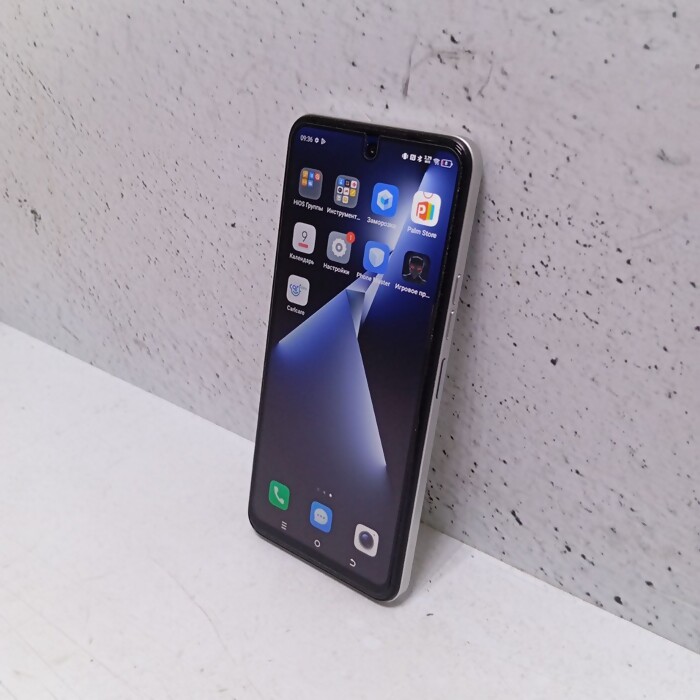 Смартфон Tecno Pova Neo 3 6/128 Золотистый