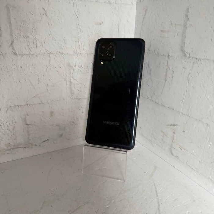 Смартфон Samsung Galaxy M32 6/128 Черный