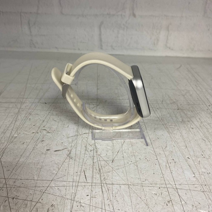 Смарт-часы Infinix Watch 1