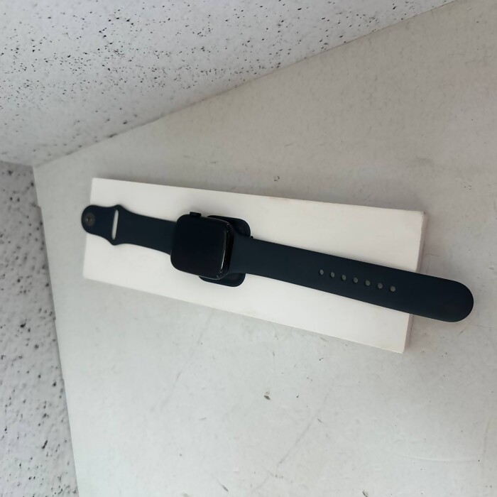 Смарт-часы Apple Watch SE 44mm  2023