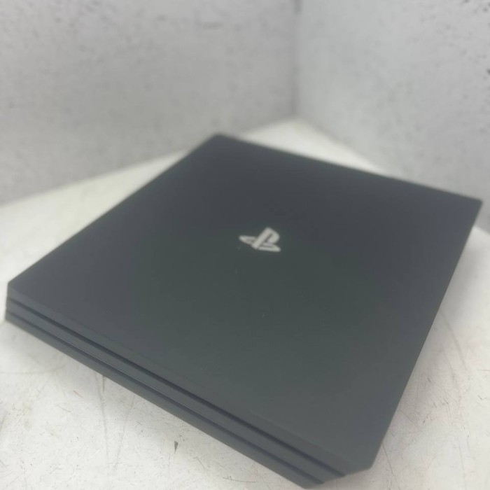 Игровая приставка Sony PlayStation 4 Pro 1TB