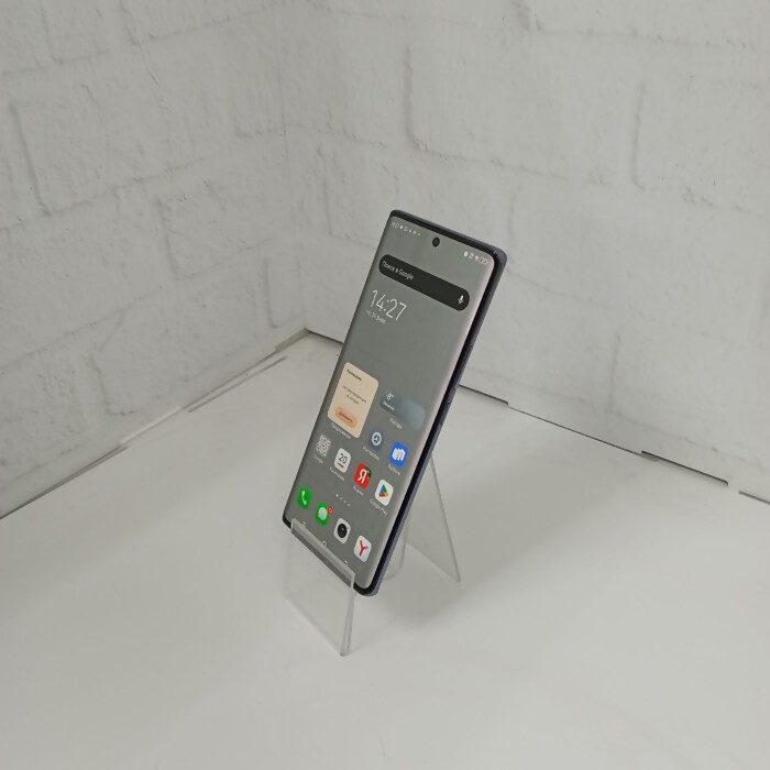Смартфон Tecno Spark 20 Pro+ 8/256 Белый