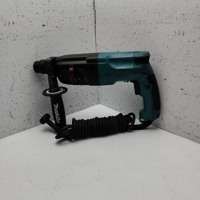 Перфоратор Makite HR2450