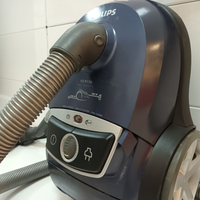 Пылесос Philips FC 9170