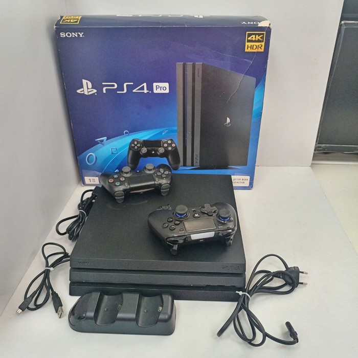 Игровая приставка Sony Play Station 4 Pro 1TB