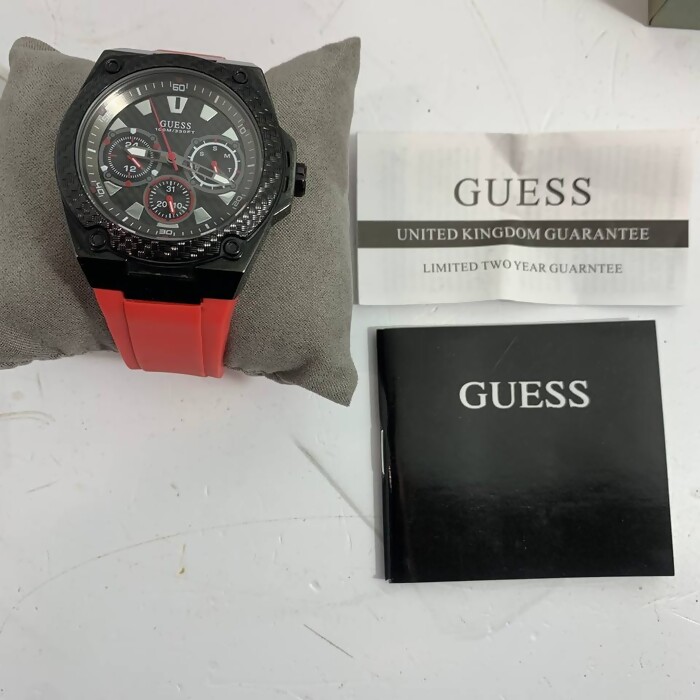 Наручные часы GUESS W1048G2