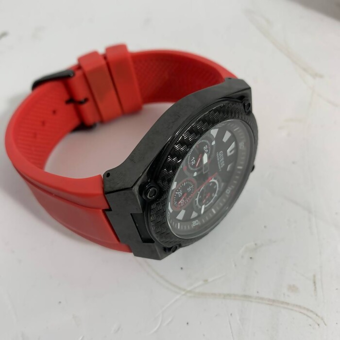 Наручные часы GUESS W1048G2