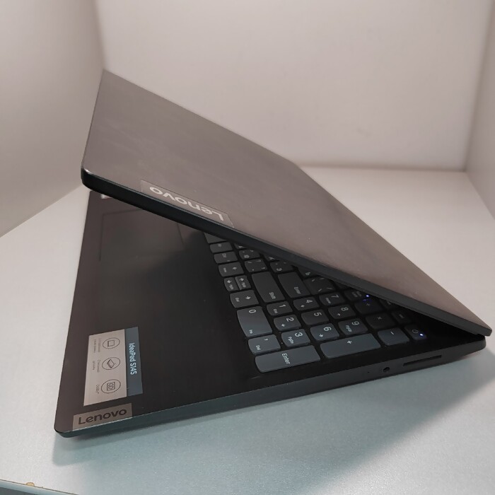 Ноутбук Lenovo IdeaPad S145
