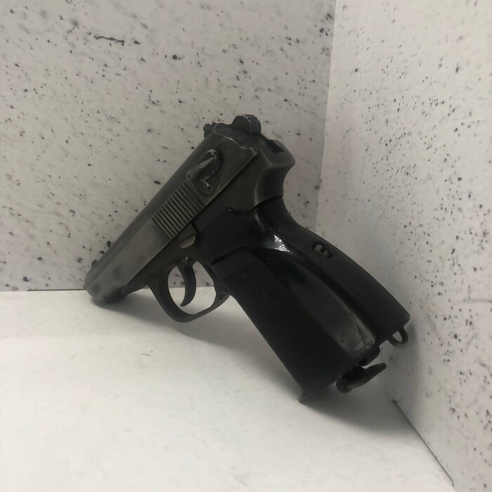 Пистолет Baikal MP-654K