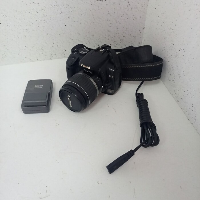 Зеркальный фотоаппарат Canon EOS 40D