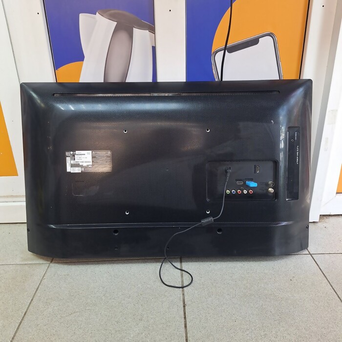 Телевизор LG 32LJ510U 32"